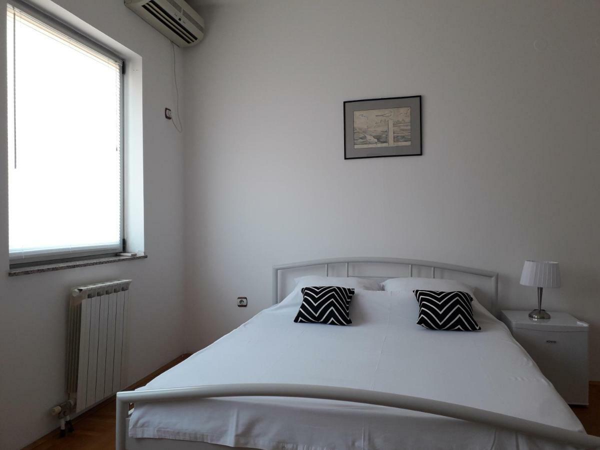 Apartman Dunja Ns 2 Novi Sad Exteriér fotografie