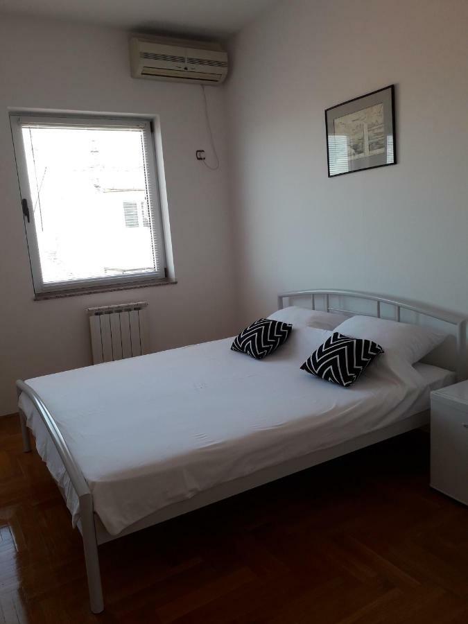 Apartman Dunja Ns 2 Novi Sad Exteriér fotografie