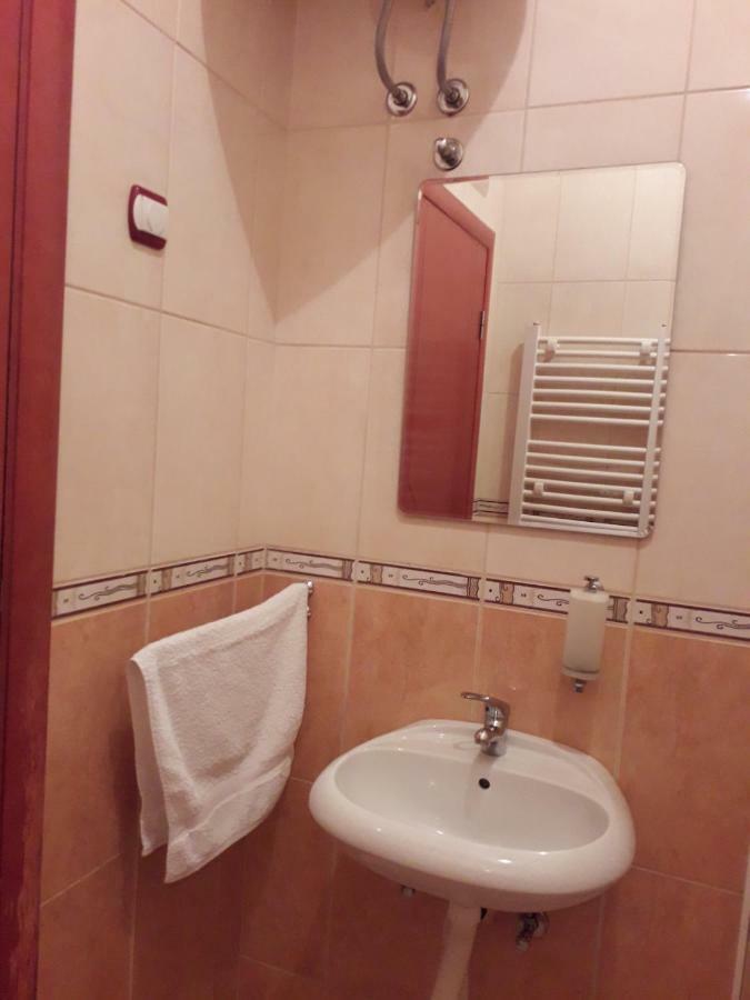Apartman Dunja Ns 2 Novi Sad Exteriér fotografie